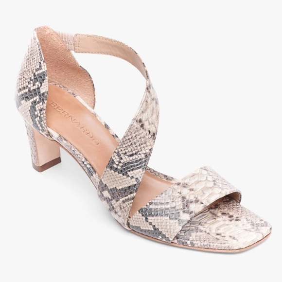 Bernardo Shoes - VGUC Bernardo Camille Heels in Snakeprint Block Heels